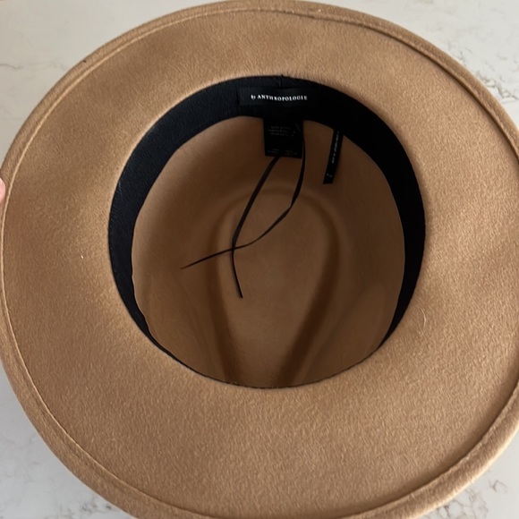 Anthropologie felted fedora. Camel color leather trim - Picture 5 of 9